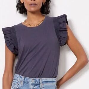 Evereve karter ruffle trim top
